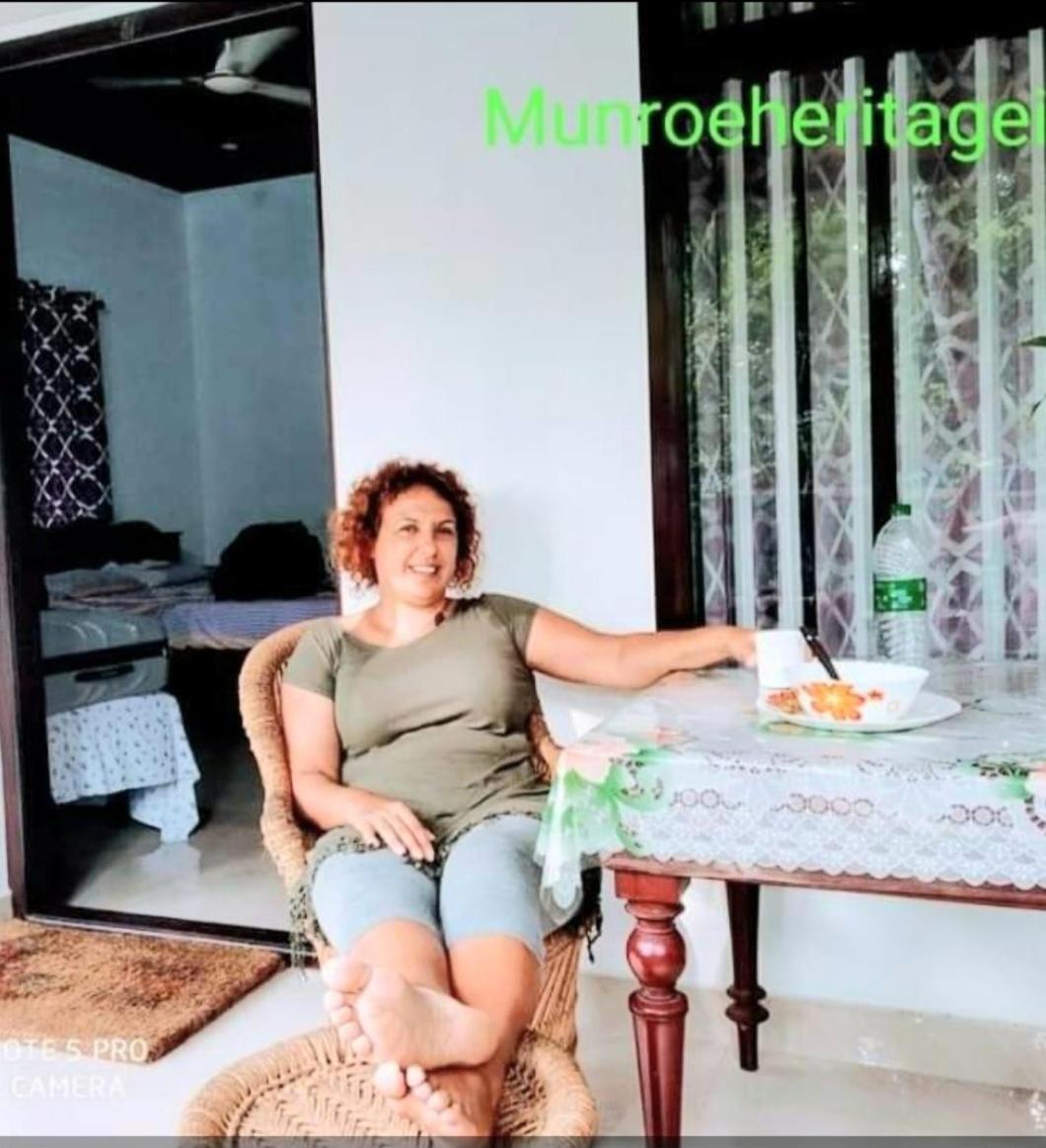Munroe Heritage Inn Mundrothuruth Стая снимка